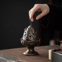 Load image into Gallery viewer, Ceramic Chinese Traditional Retro Royal Incense Burner - ETNCN
