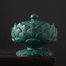 Charger l&#39;image dans la galerie, Ceramic Chinese Lotus Incense Burner
