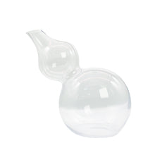 Load image into Gallery viewer, Gourd-Shaped Glass Wine Decanter-Lean - ETNCN
