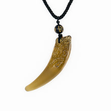 Görseli Galeri görüntüleyiciye yükleyin, Obsidian Wolf Tooth Necklace - ETNCN
