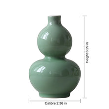 Görseli Galeri görüntüleyiciye yükleyin, Jingdezhen Ceramic Gourd Shaped Vase-Pea Green - ETNCN
