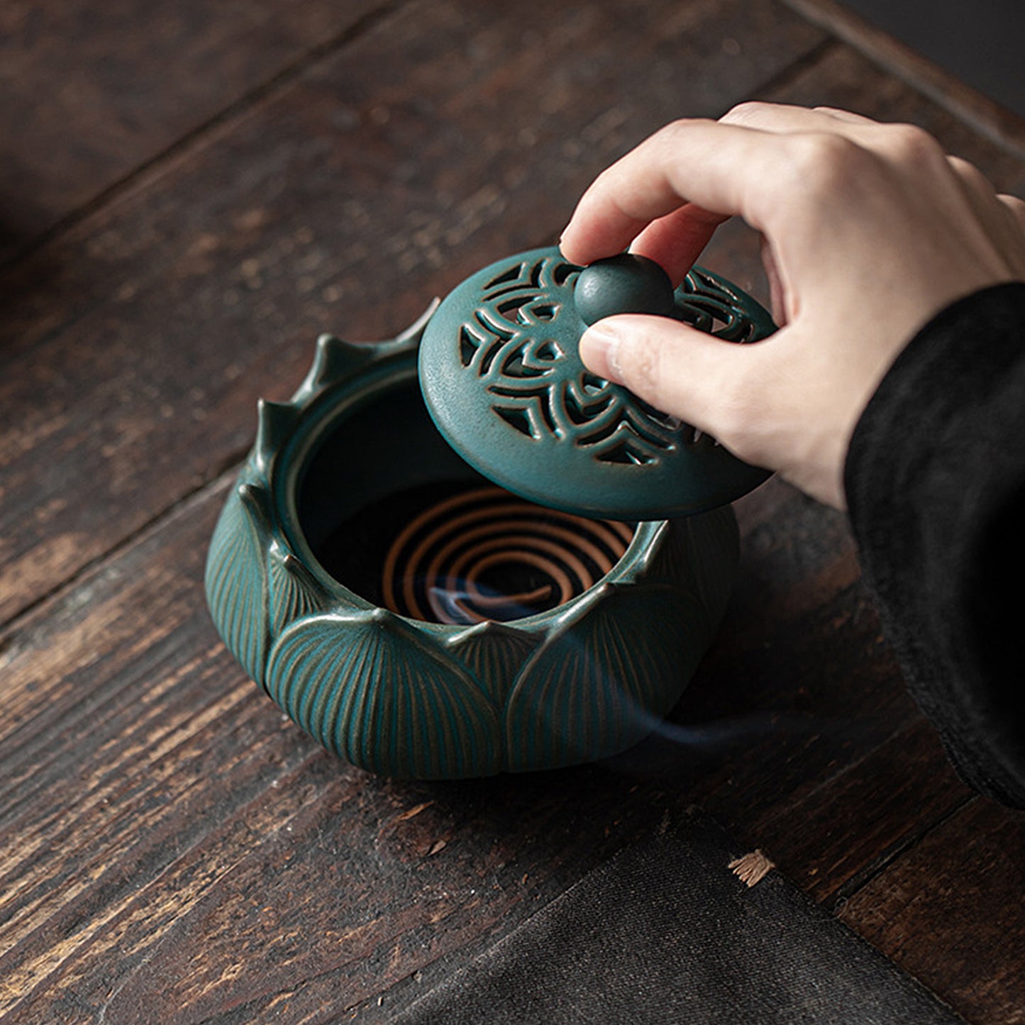 Ceramic Lotus Health Incense Burner