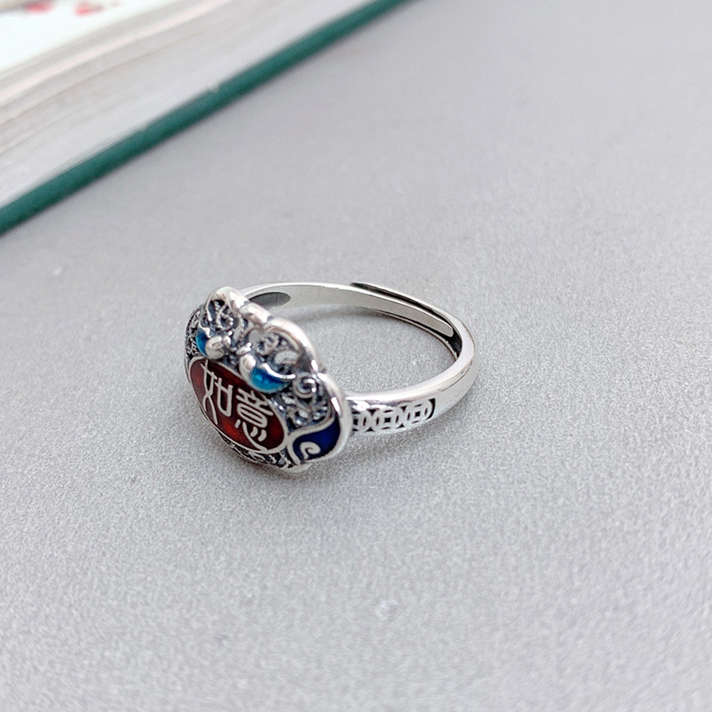 Metal Enamel Color Ruyi Ring