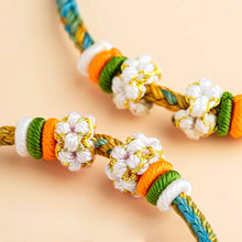 Görseli Galeri görüntüleyiciye yükleyin, Bracelets to Bring You Luck In Love-White Peach Blossom - ETNCN
