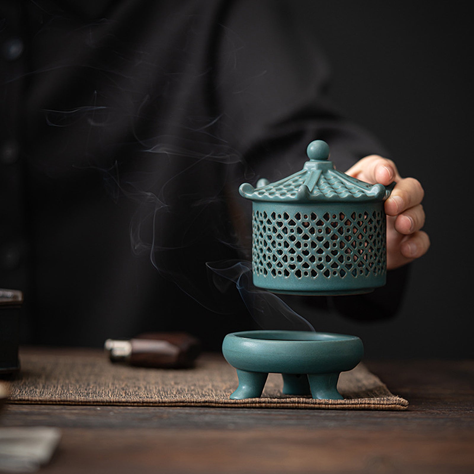 Ceramic Chinese Retro Courtyard Style Incense Burner - ETNCN