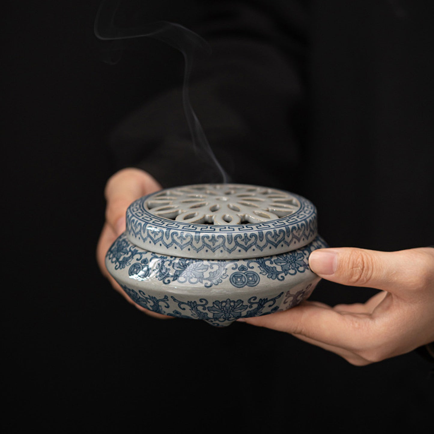 Ceramic blue and white porcelain Chinese incense burner