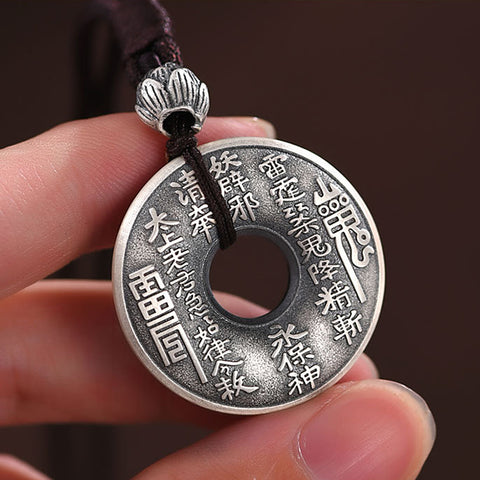 Metal Bagua Feng Shui Peace Clasp Necklace